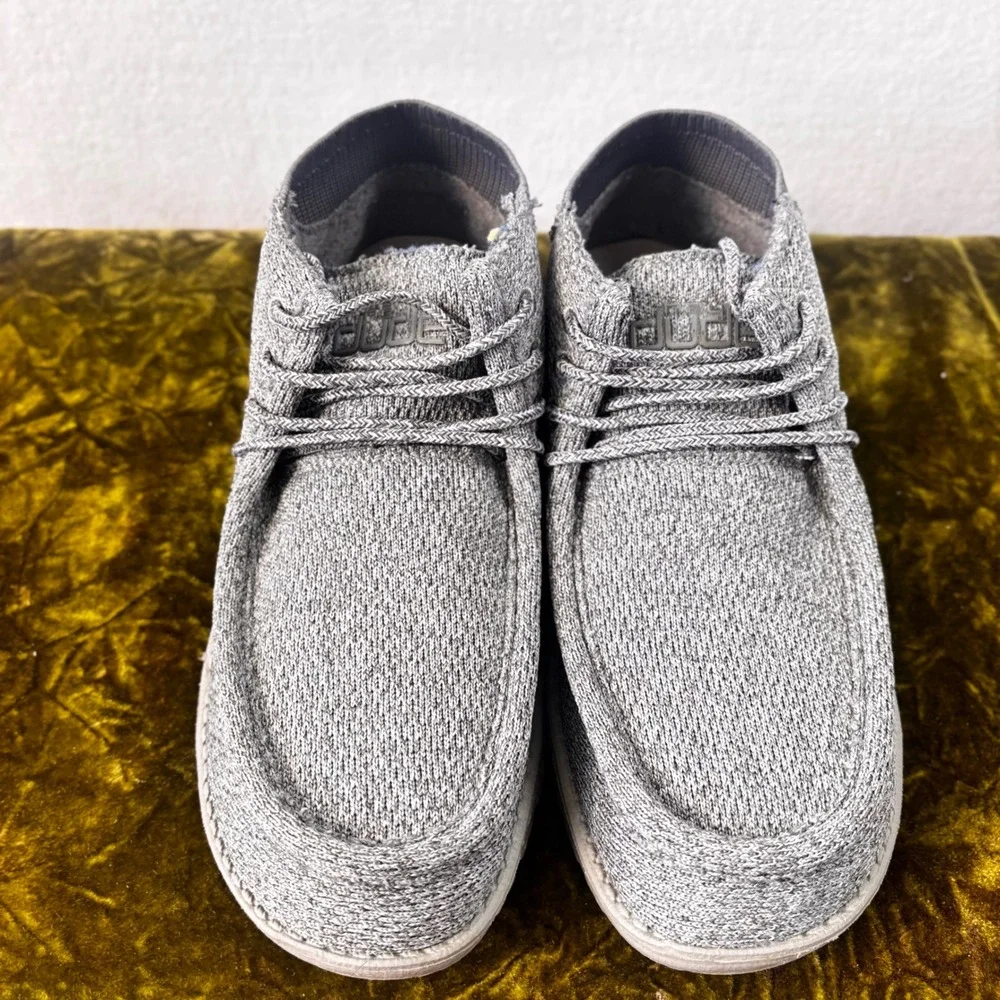 Hey Dude Wayne High Top Grey Knit Chukka Boots Toe Shoes Size 8 SKU 112143000